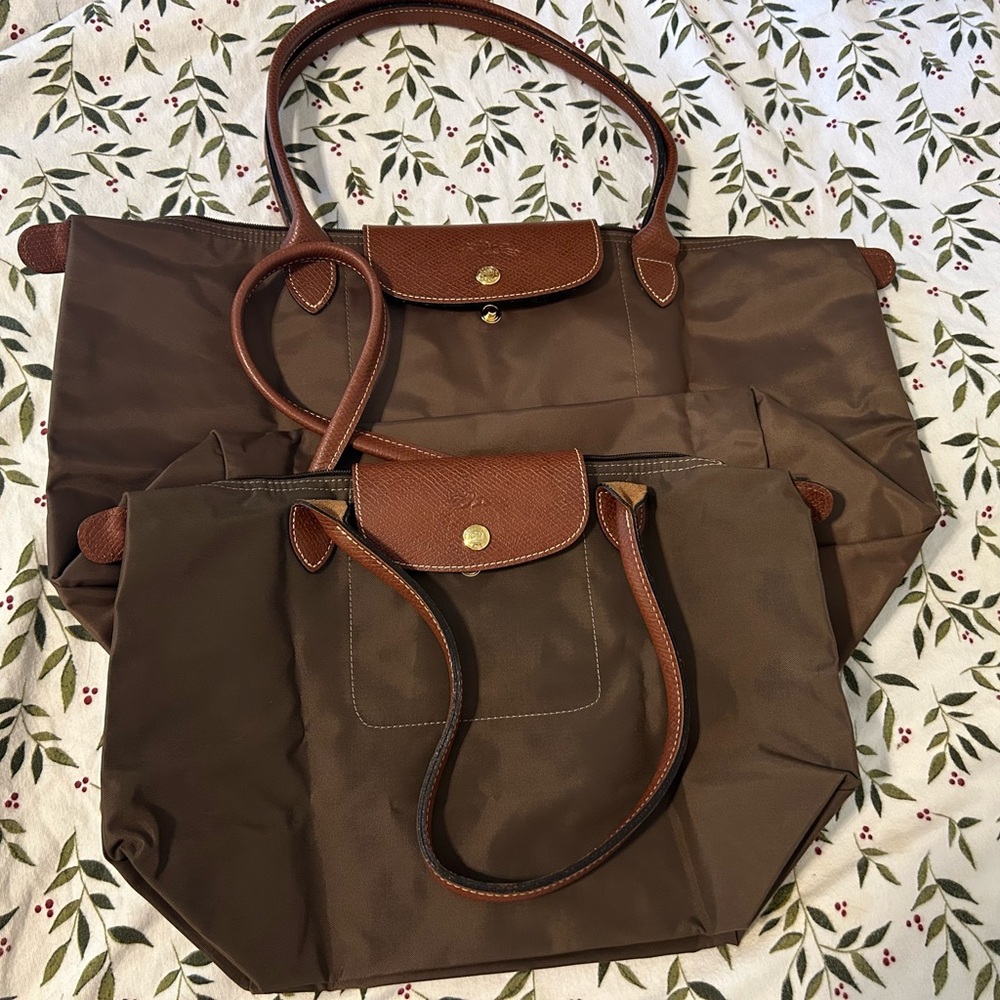 Longchamp Le Pliage medium and large olive set